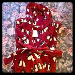 New! Vera Bradley Fleece Penguin Robe 🐧